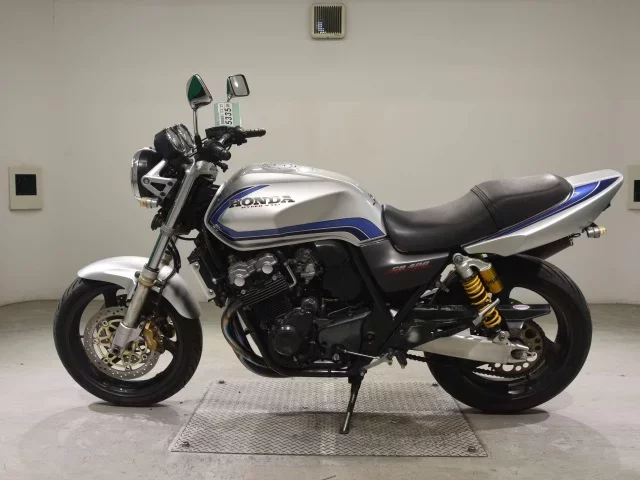 Honda CB400SFV-1