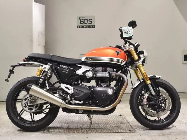 Triumph TRIUMPH STREET TWIN RS