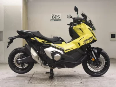 Honda X-ADV750-2