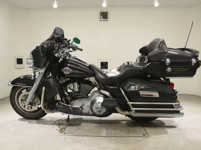Harley-Davidson HARLEY FLHTCU1450