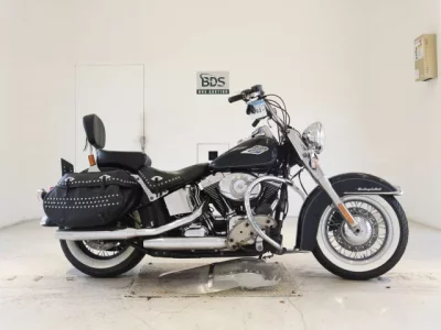 Harley-Davidson HARLEY FLSTC1580