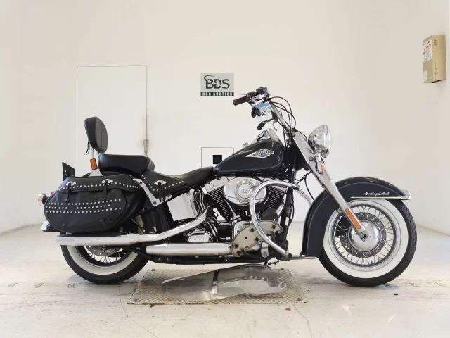 Harley-Davidson HARLEY FLSTC1580