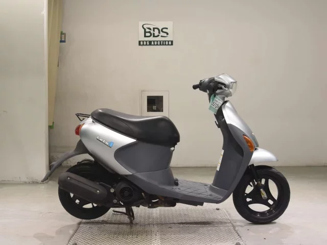Suzuki LET S4