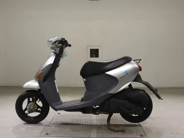 Suzuki LET S4
