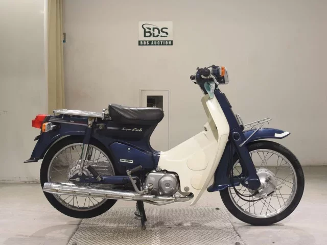 Honda C90