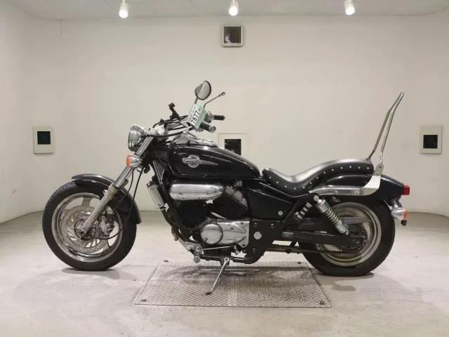 Honda MAGNA 250