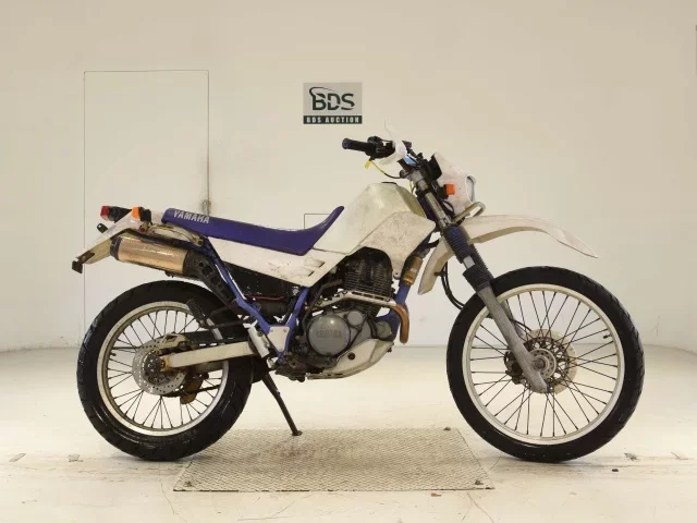 Yamaha SEROW 225W