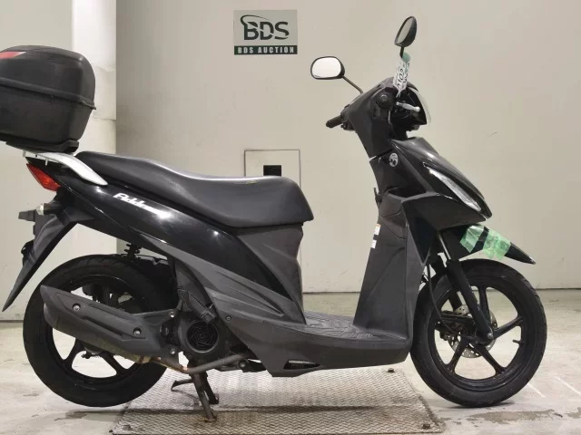 Suzuki ADDRESS110-2