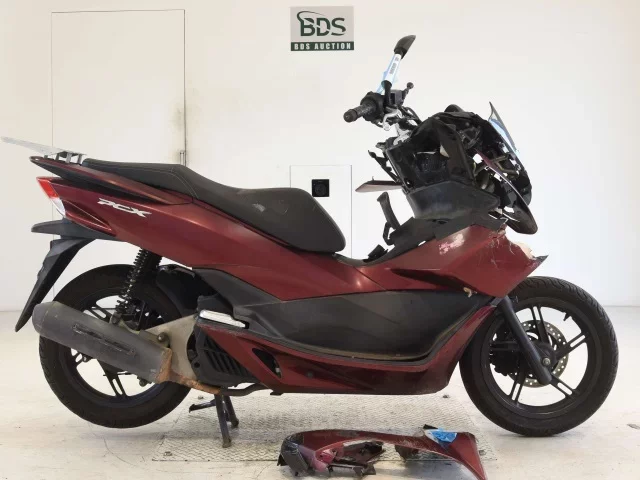 Honda PCX125-2