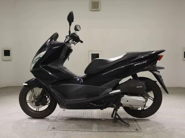 Honda PCX125-2