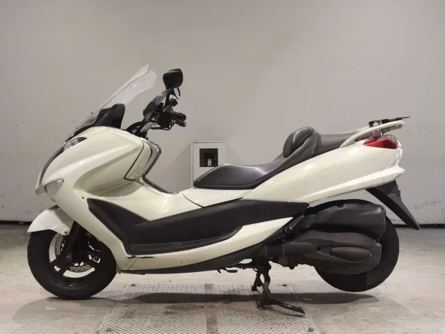 Yamaha MAJESTY 250-4