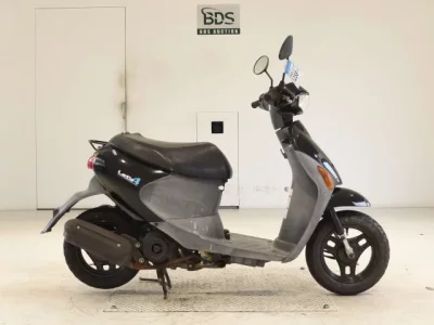 Suzuki LET S4