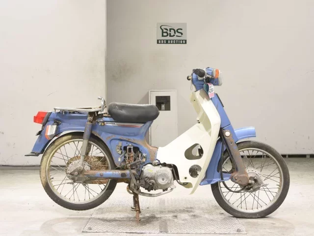 Honda C50