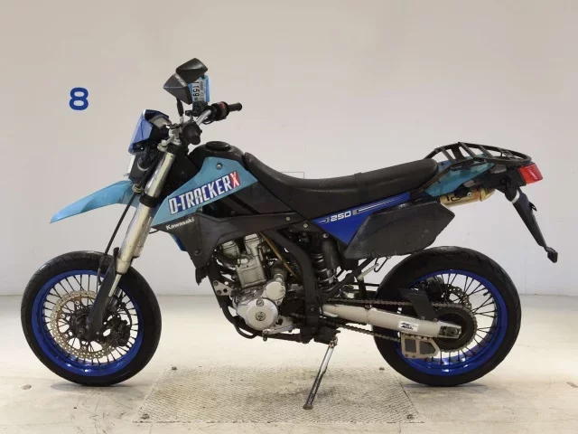 Kawasaki D-TRACKER