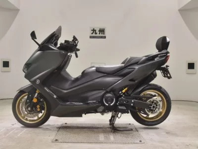 Yamaha T-MAX560T