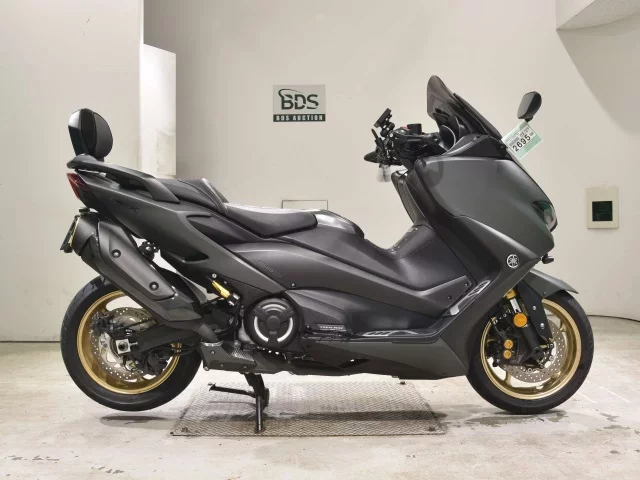 Yamaha T-MAX560T