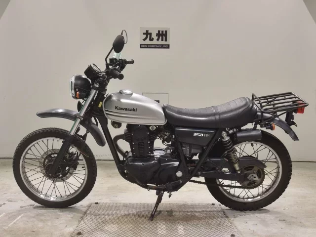 Kawasaki 250TR