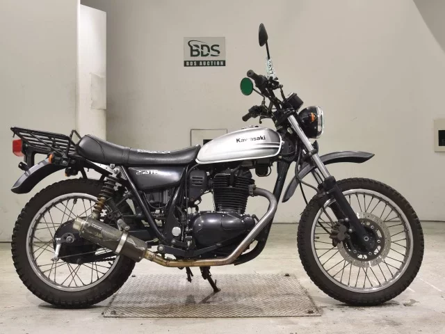 Kawasaki 250TR