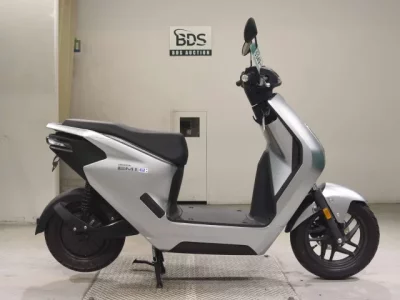 Honda EM1E: