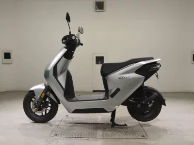 Honda EM1E: