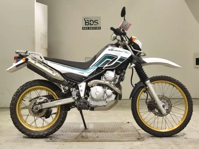 Yamaha SEROW 250-2
