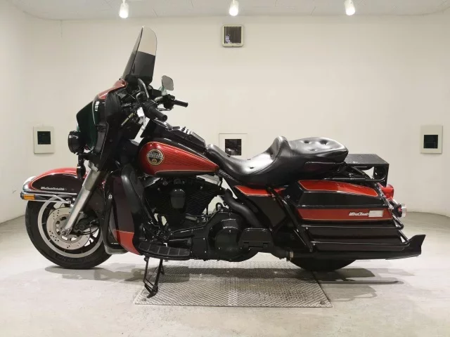 Harley-Davidson HARLEY FLHTCU1340