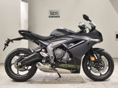 Triumph TRIUMPH DAYTONA 660