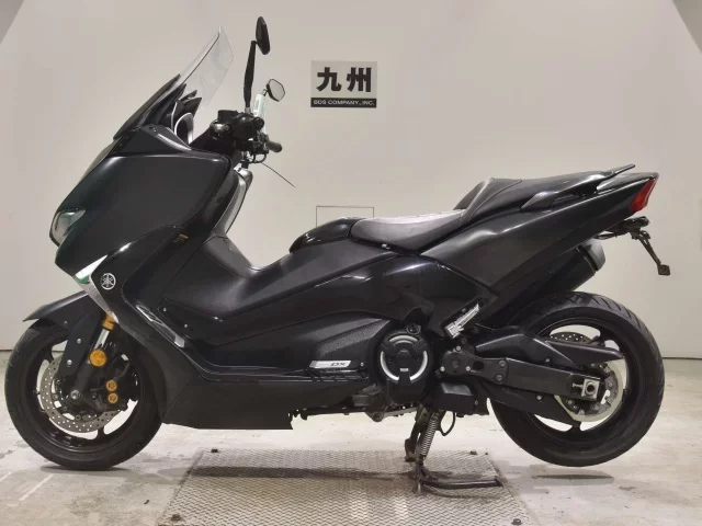 Yamaha T-MAX530DX