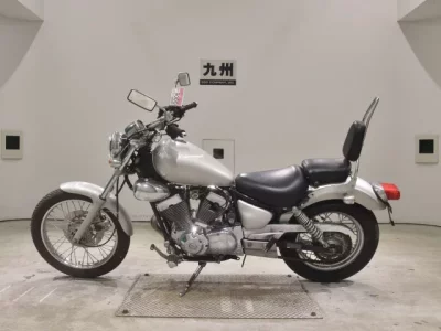 Yamaha VIRAGO 250 SHO LOUIS NOT EQUIPPED