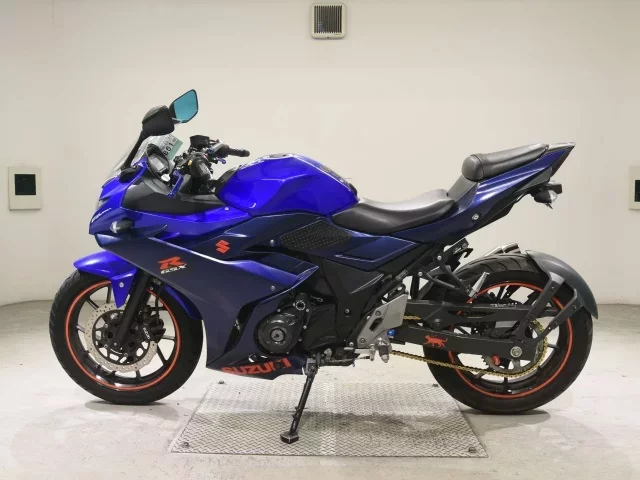 Suzuki GSX250R