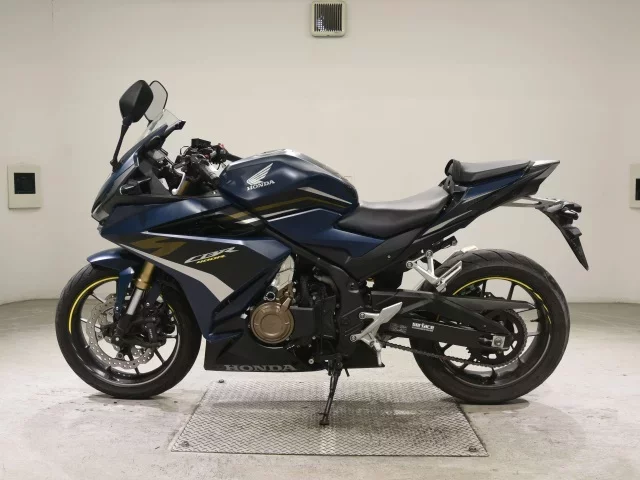 Honda CBR400R-2
