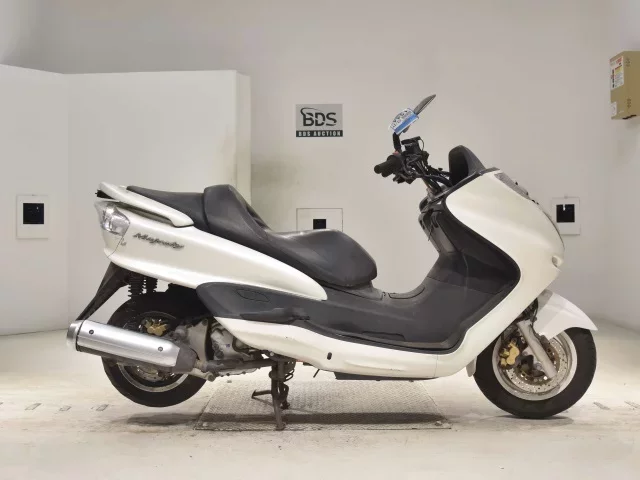 Yamaha MAJESTY 250C