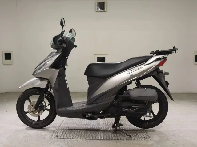 Suzuki ADDRESS110-2