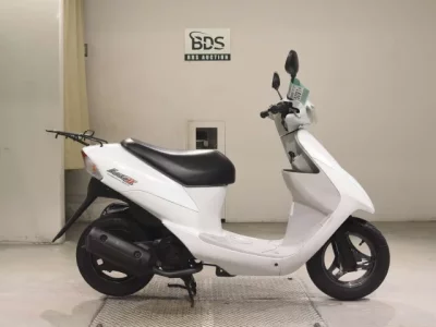 Suzuki LET S2