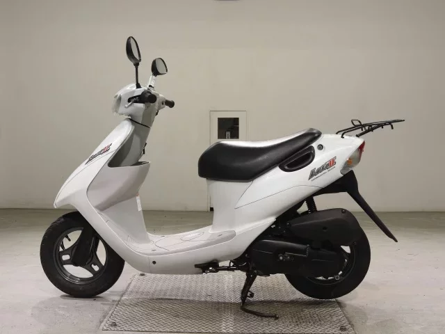 Suzuki LET S2
