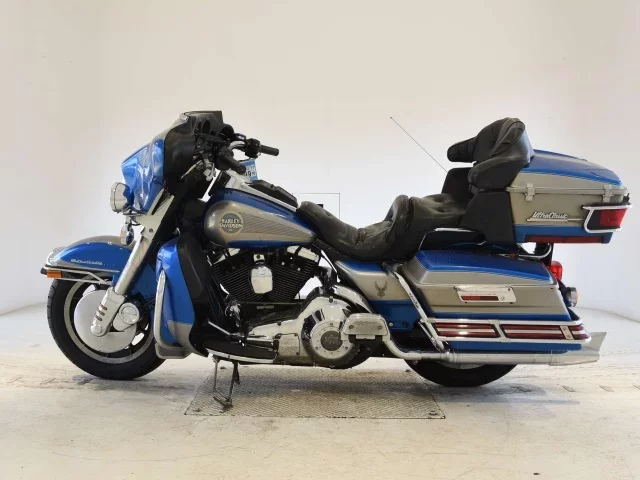 Harley-Davidson HARLEY FLHTCUI1340
