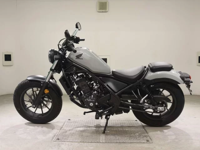 Honda REBEL