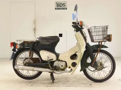 Honda C50
