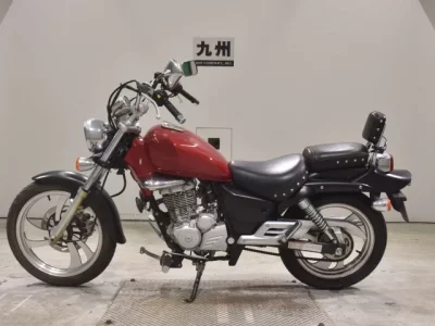 Suzuki GZ150