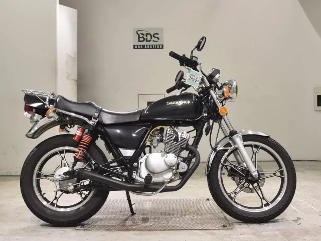 Suzuki GN125H