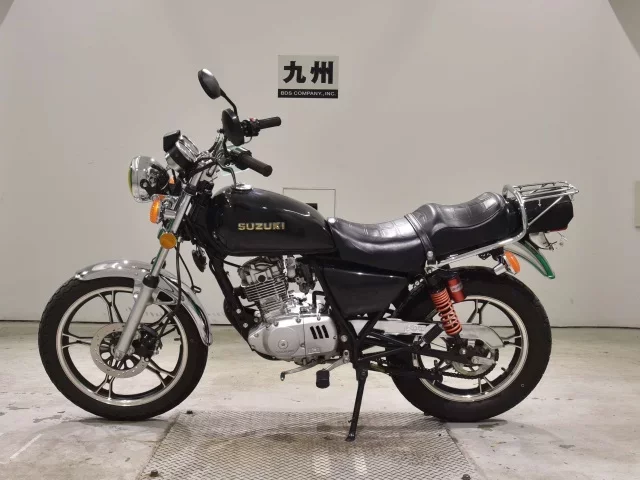 Suzuki GN125H