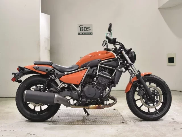 Kawasaki ELIMINATOR 400-3