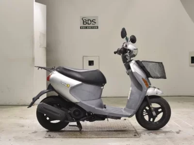 Suzuki LET S4