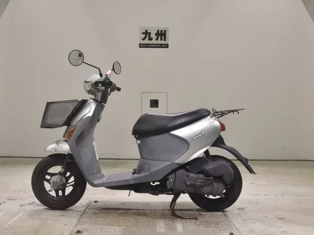 Suzuki LET S4