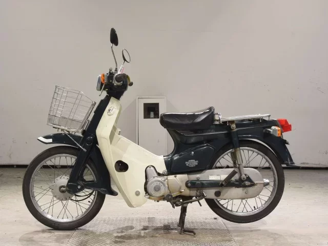 Honda C90