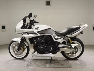 Honda CB400SFV-4 BOLDOR