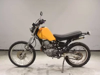 Yamaha SEROW 225-2 SHO LOUIS NOT EQUIPPED