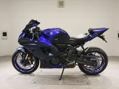 Yamaha YZF-R7-2
