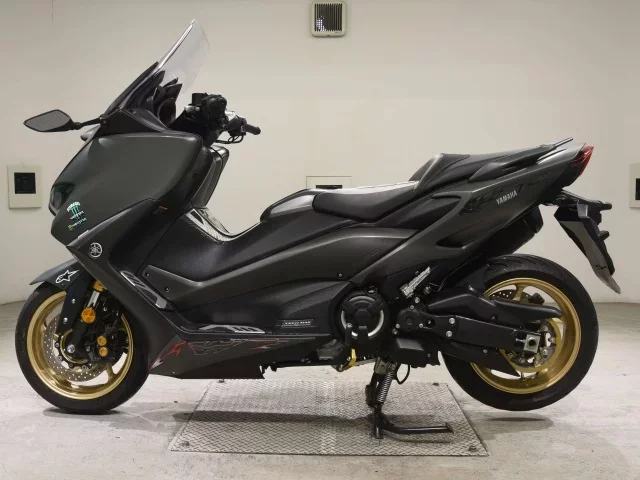 Yamaha T-MAX560T
