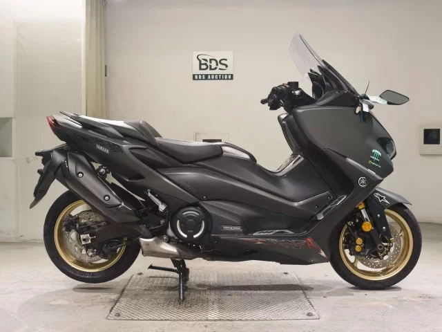 Yamaha T-MAX560T